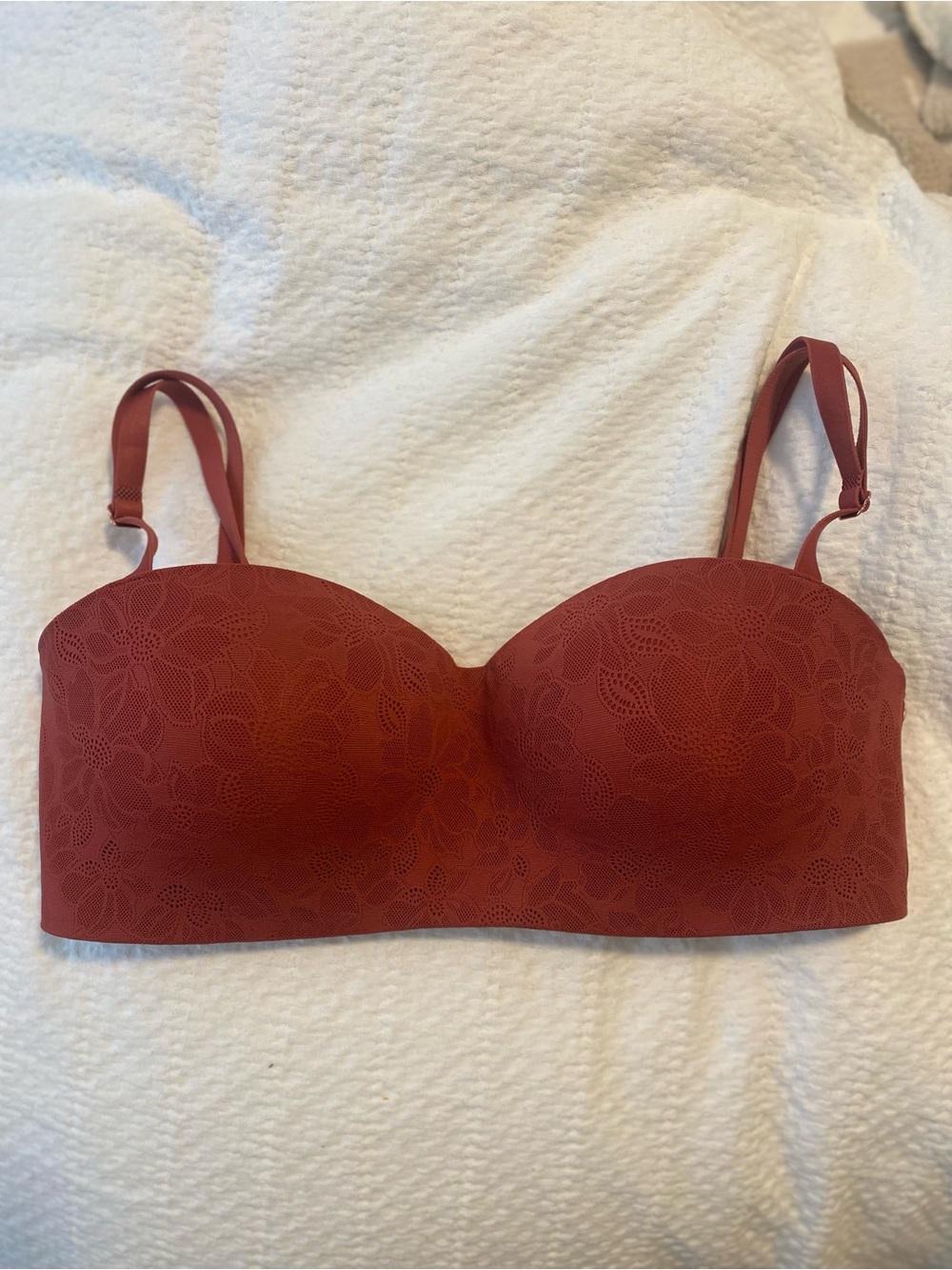 Siella Montreal Lace-Textured Wireless Bra - Rust